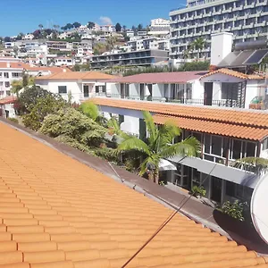 Maison d'hôtes Residencial Melba Funchal (Madeira)