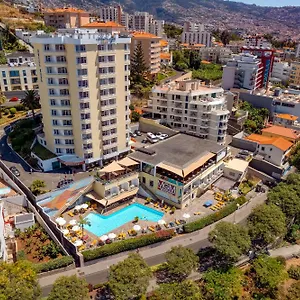 **** Otel Muthu Raga Madeira Portekiz